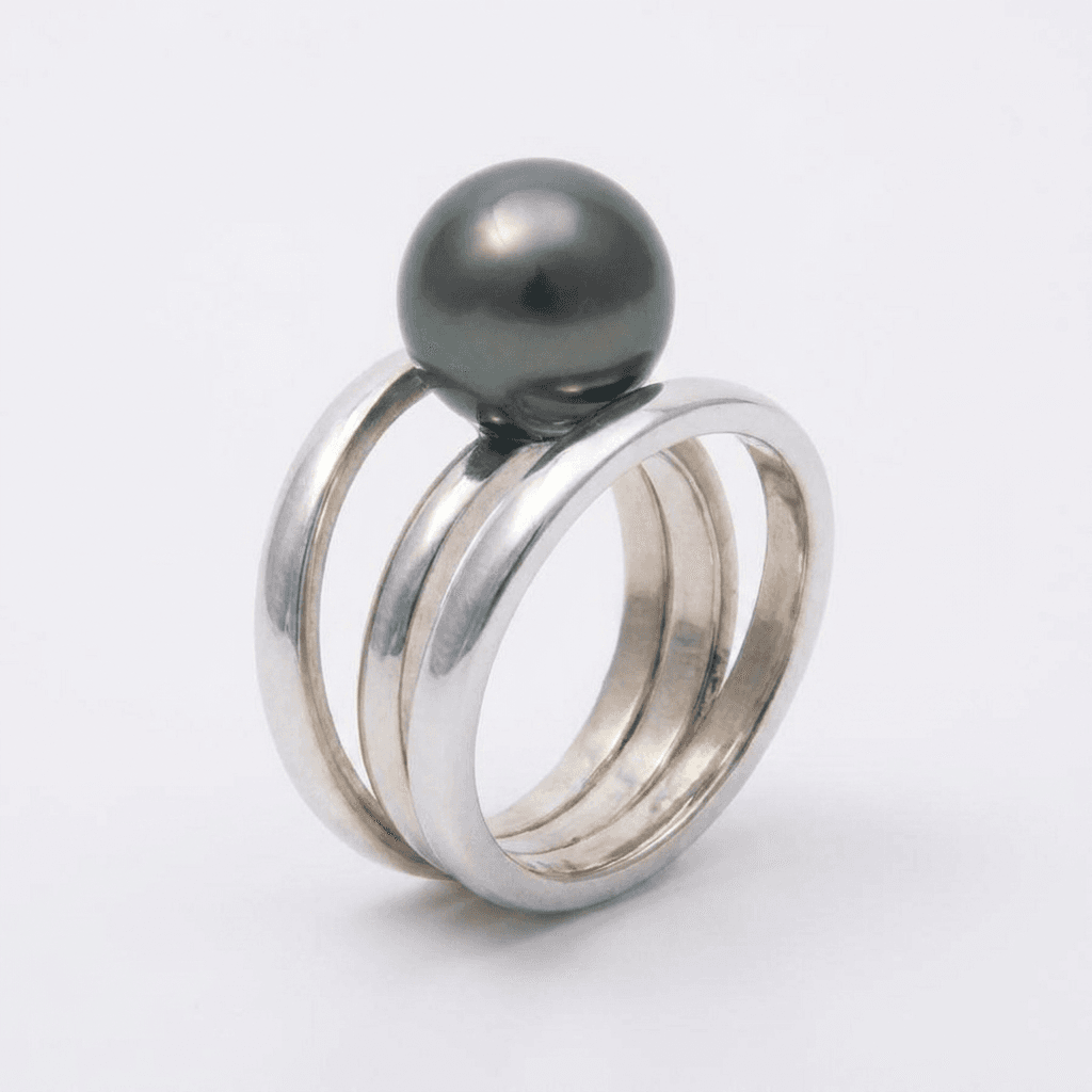 Ring mit drei Bändern