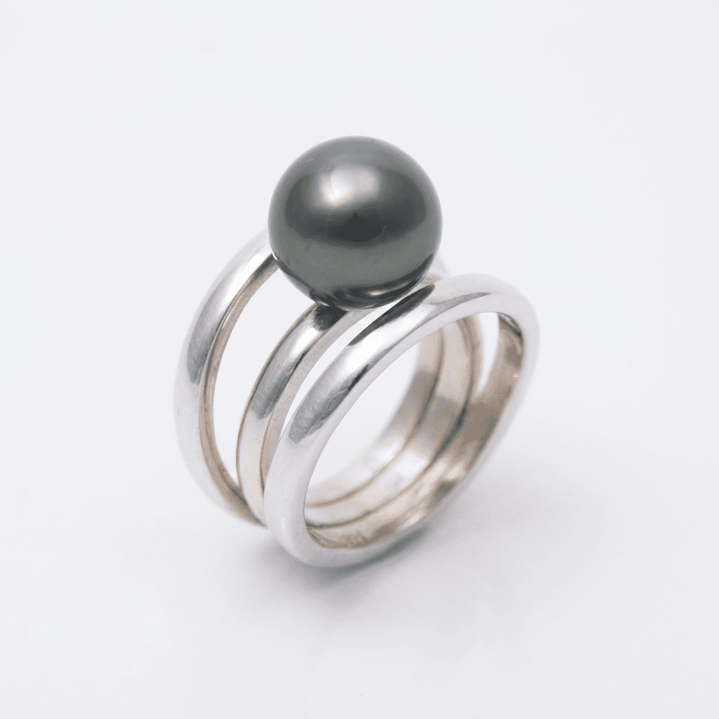 Ring mit drei Bändern
