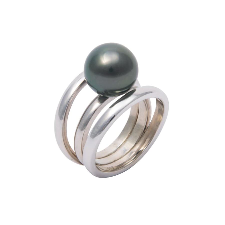 Ring mit drei Bändern
